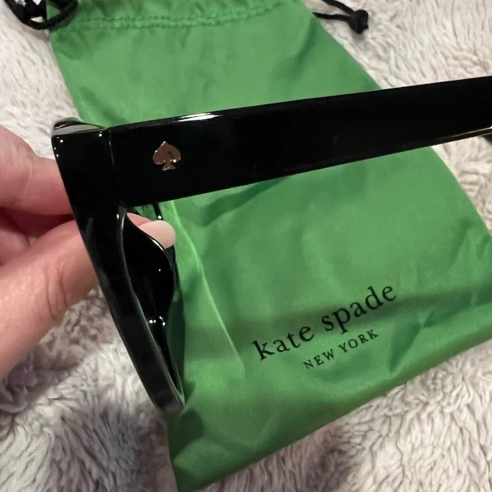 New Kate Spade Samantha Sunglasses - Picture 3 of 7